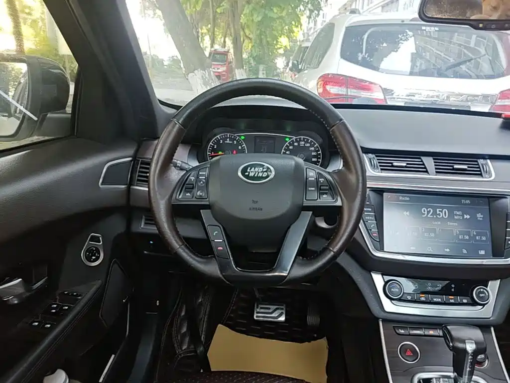 Landwind Landwind X7 — миниатюра 11