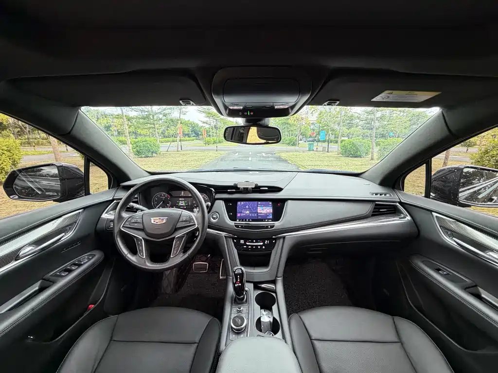 Cadillac XT5 — миниатюра 6