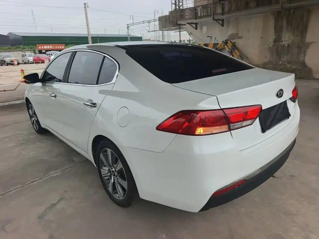 Kia K4 — миниатюра 5