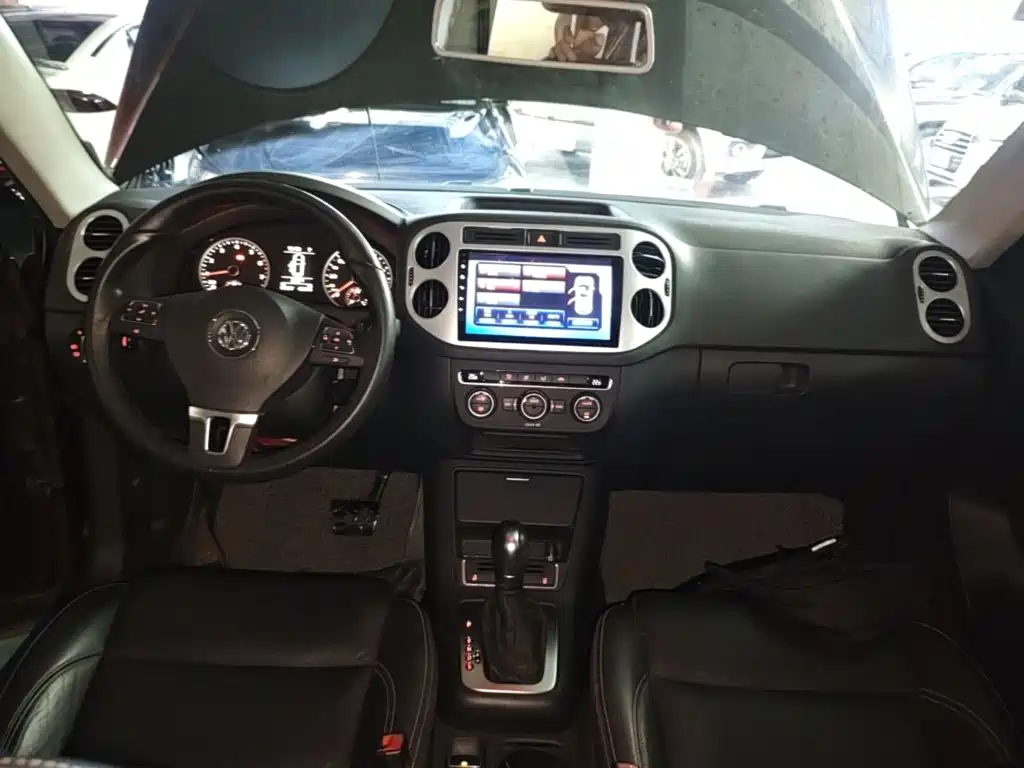 Volkswagen Tiguan — миниатюра 10