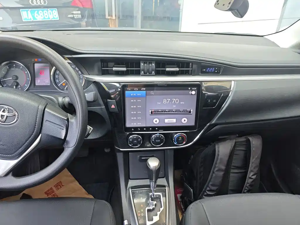 Toyota Corolla — миниатюра 13