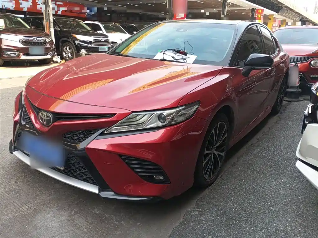 Toyota Camry 2018