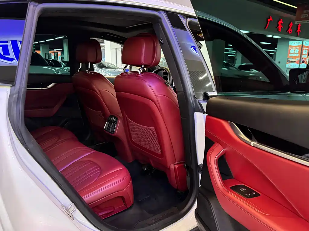 Maserati Levante — миниатюра 22