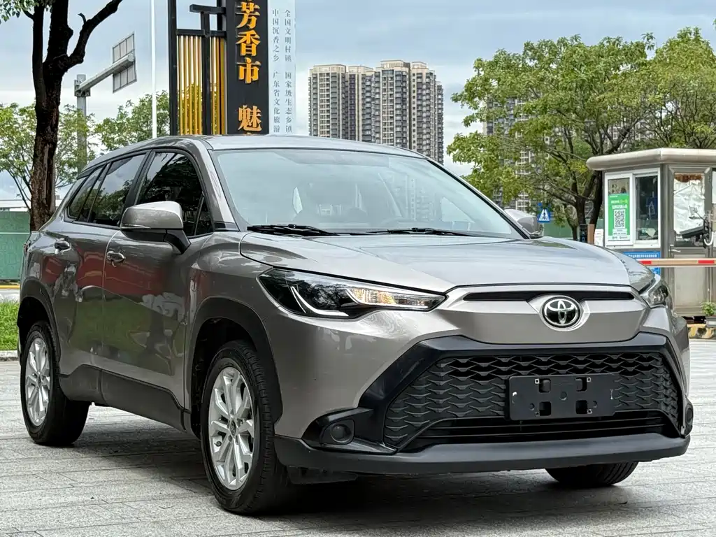 Toyota Frontlander — миниатюра 3