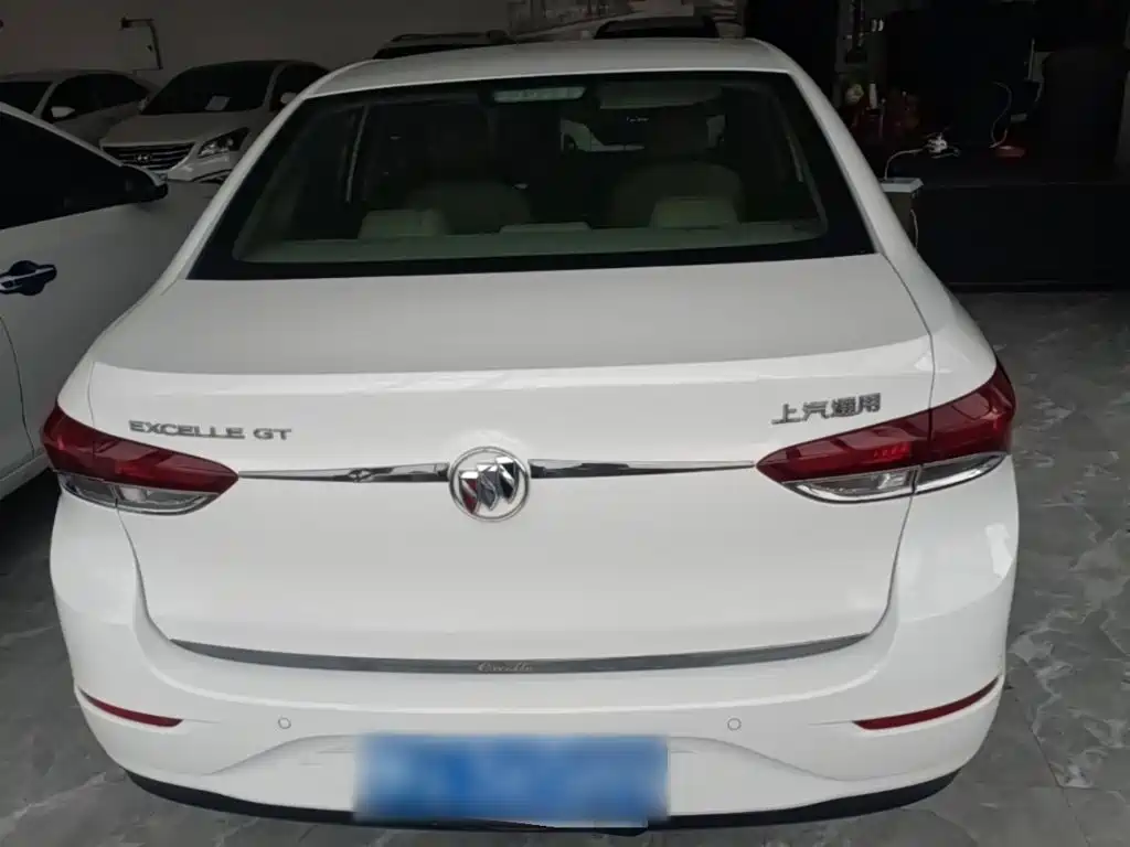 Buick Excelle — миниатюра 6