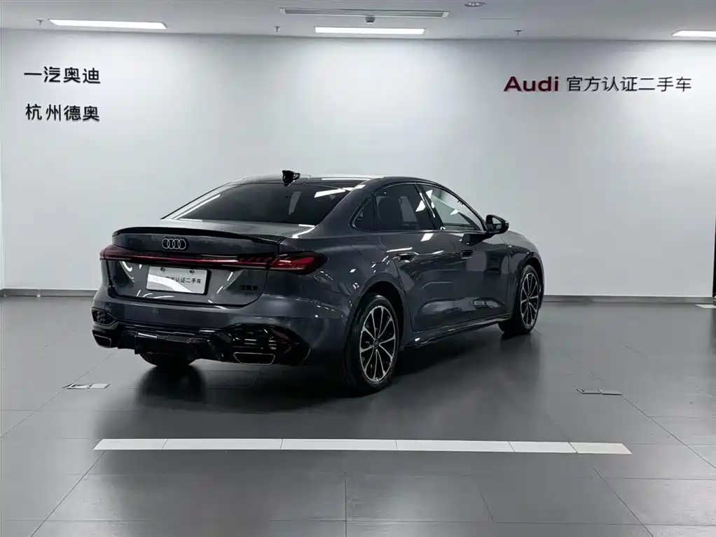Audi Audi A5L — миниатюра 4
