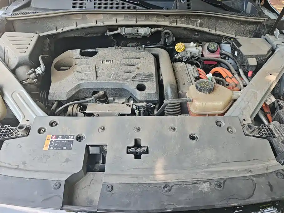Roewe RX5 New Energy — миниатюра 10