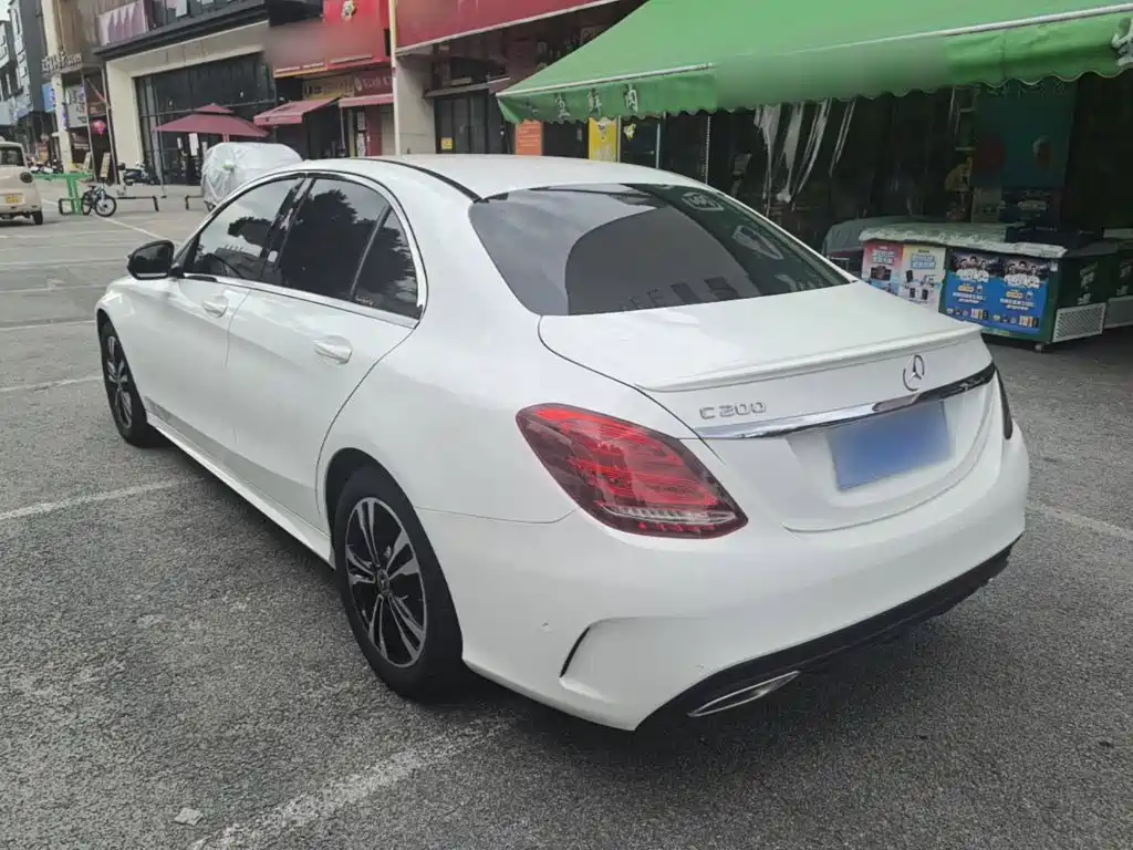 Mercedes-Benz C-Class — миниатюра 5
