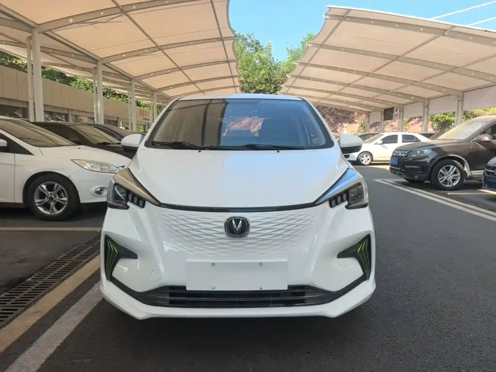 Changan Benben E-Star — миниатюра 3