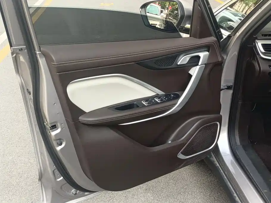 Geely Jia Ji — миниатюра 7