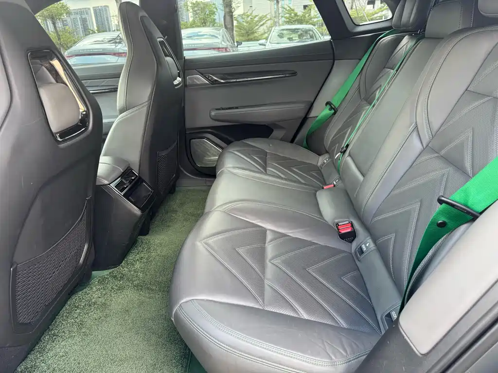 ZEEKR EXTREME KRYPTON 001