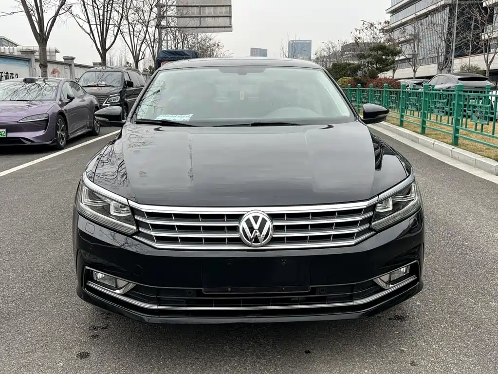 Volkswagen Passat 2017 330TSI DSG