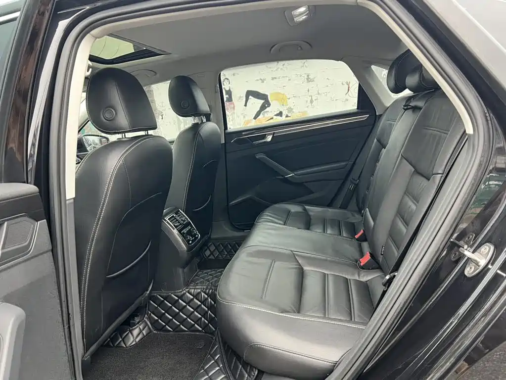 Volkswagen Passat 2017 330TSI DSG
