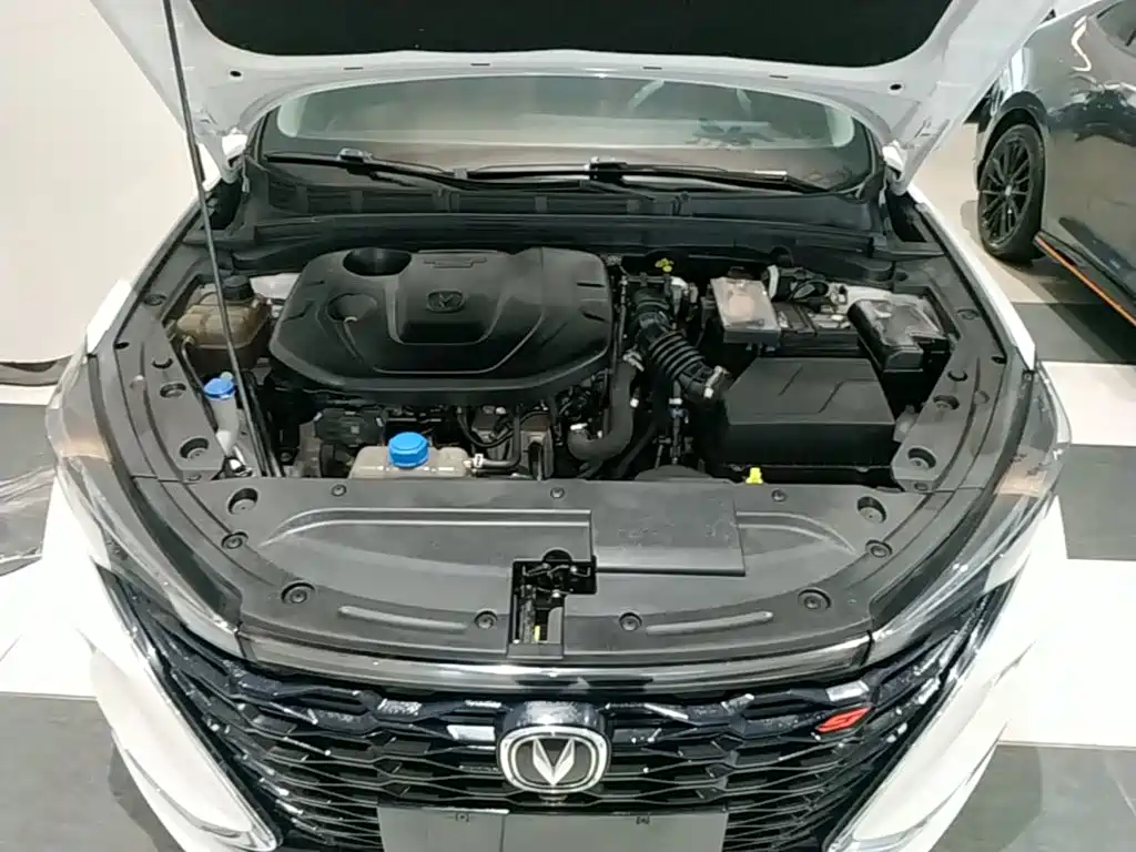 Changan Eado — миниатюра 20