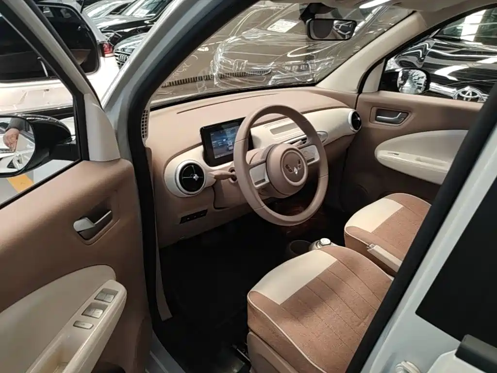 Wuling MINIEV — миниатюра 15