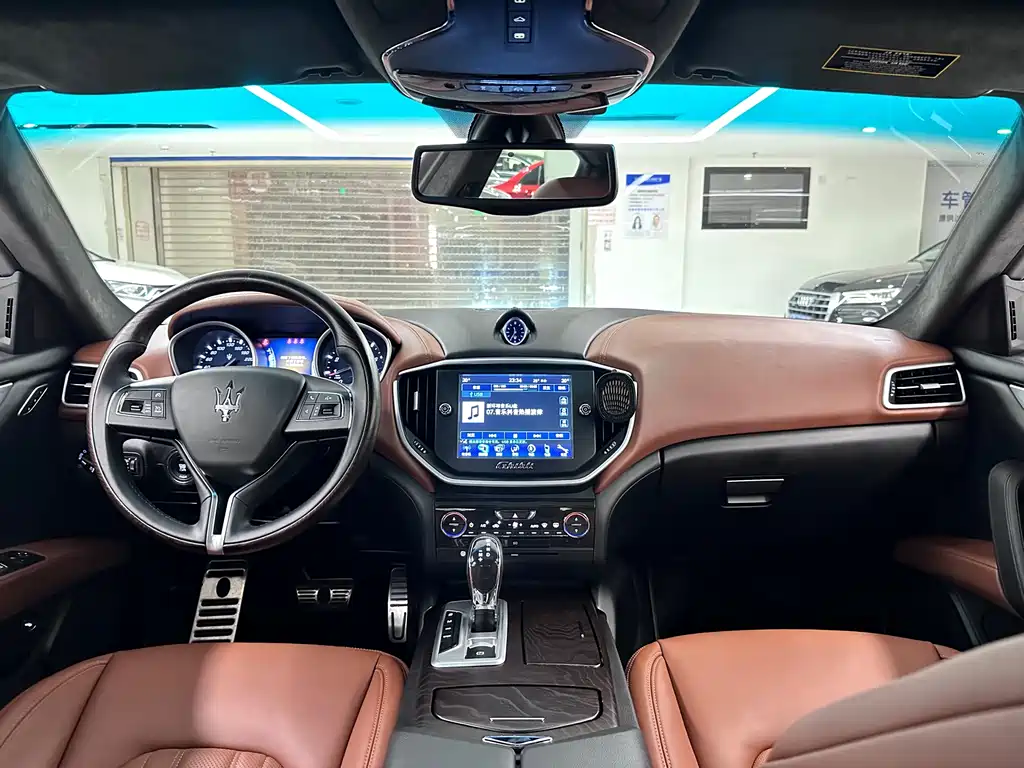 Maserati Ghibli — миниатюра 17