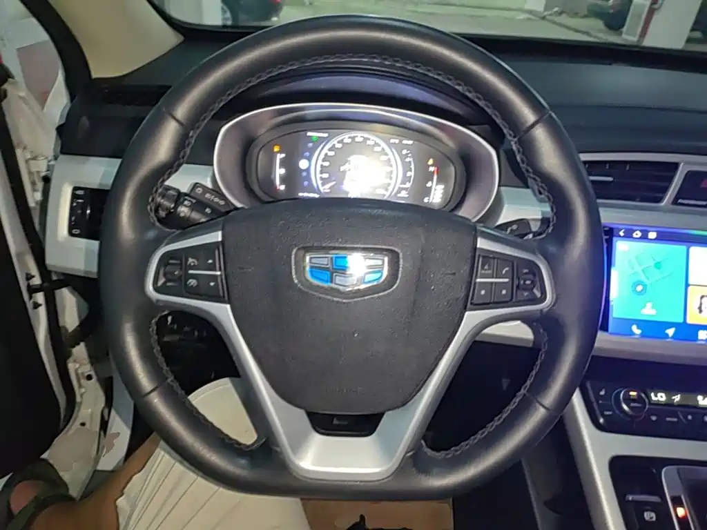 Geely Boyue — миниатюра 11