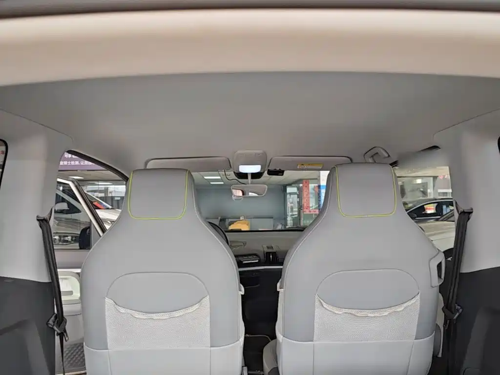Baojun KiWi EV — миниатюра 18