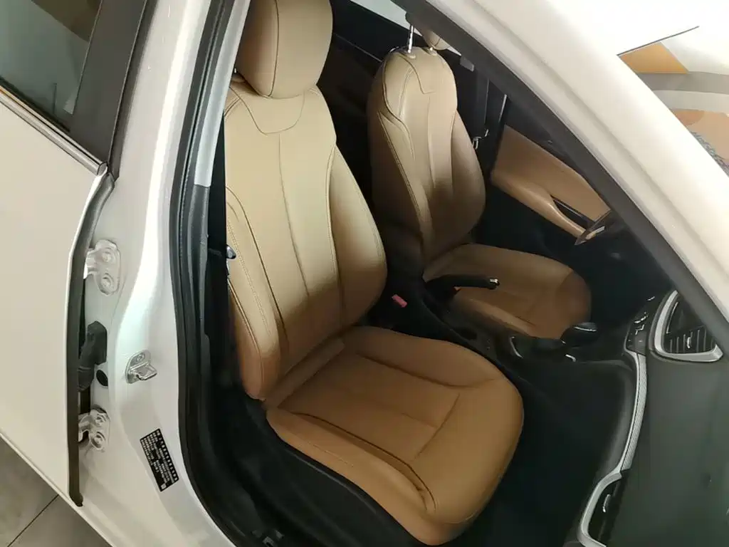 Buick Excelle — миниатюра 25