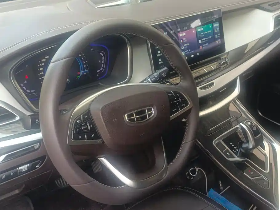 Geely Jia Ji — миниатюра 15