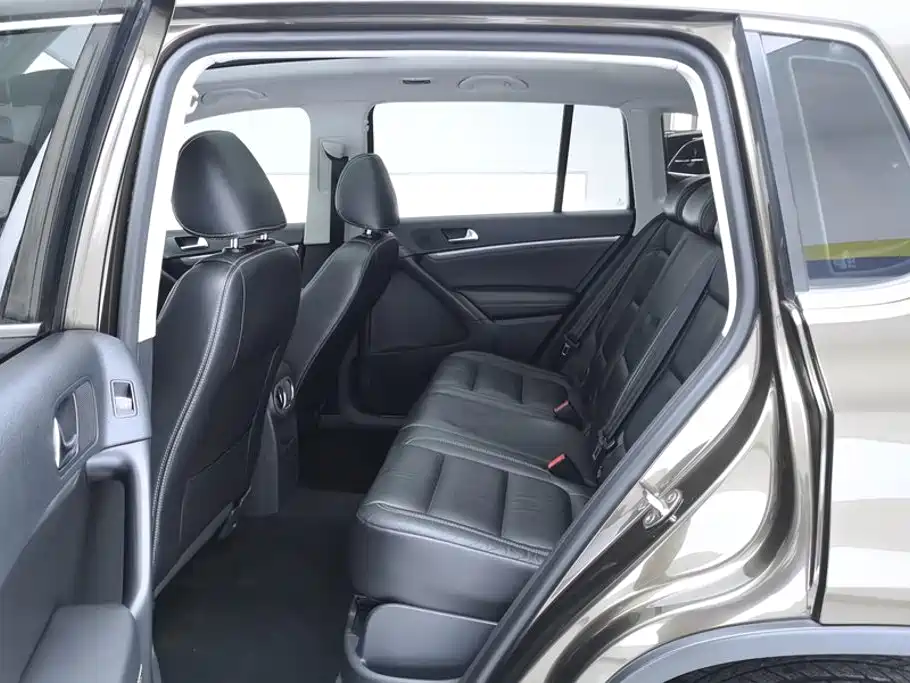 Volkswagen Tiguan — миниатюра 11