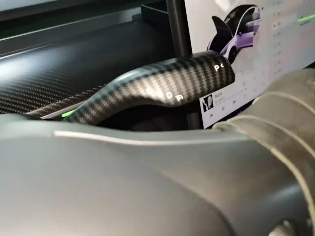 Tesla Model 3 — миниатюра 14
