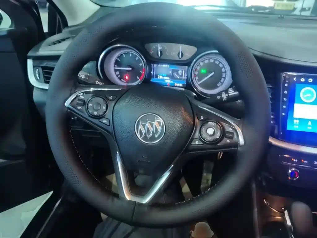 Buick Verano — миниатюра 11