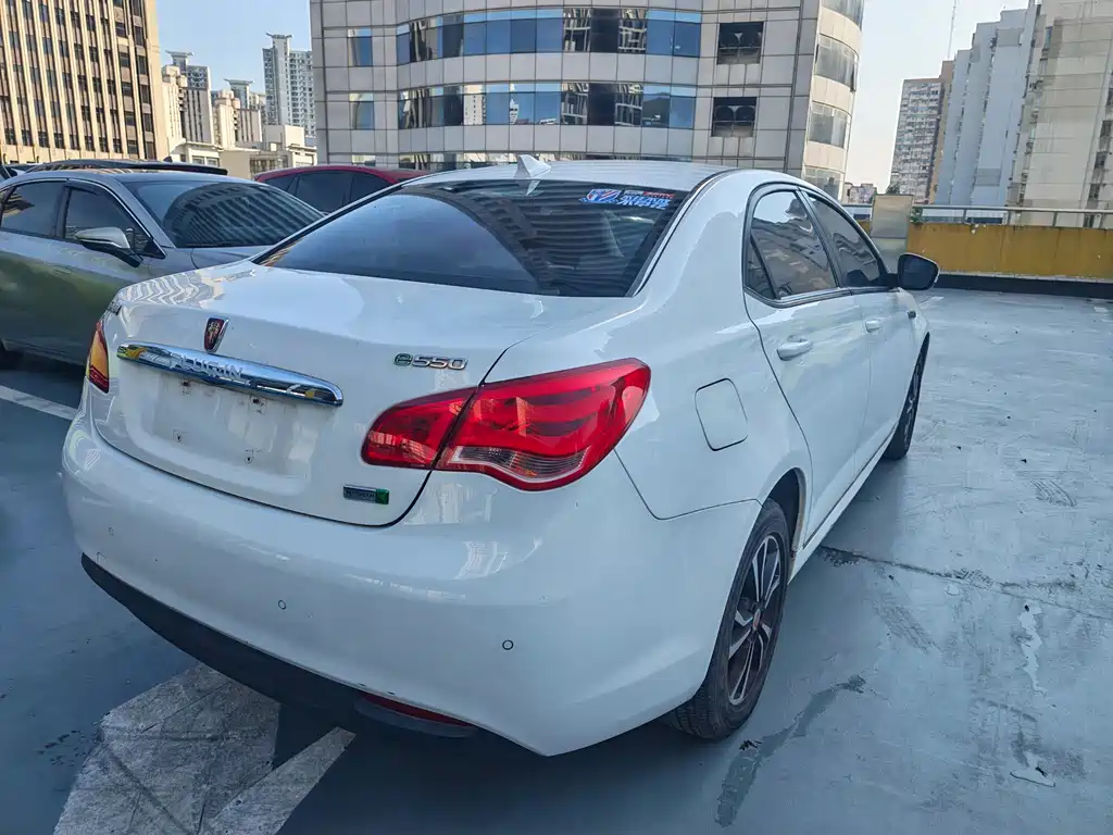 Roewe Wei Wei 550 — миниатюра 4