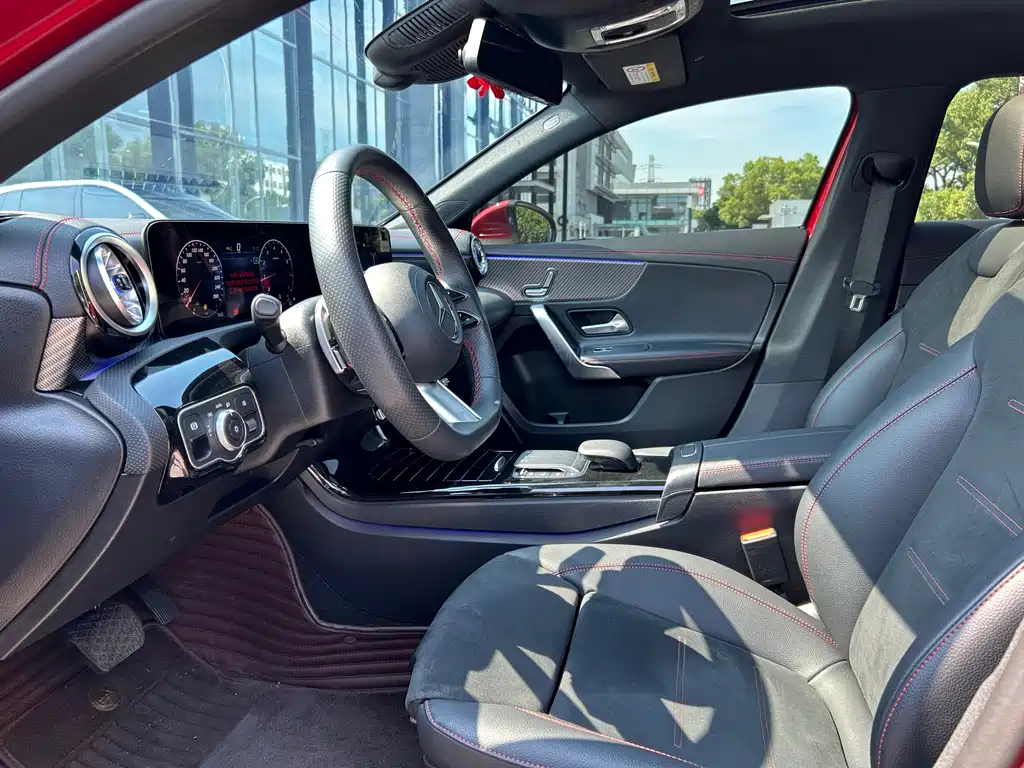 Mercedes-Benz A-Class — миниатюра 9