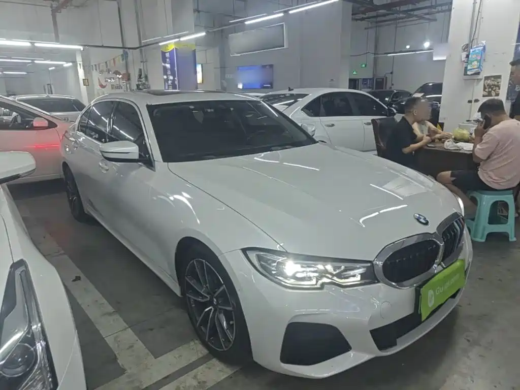 BMW 3 Series — миниатюра 4