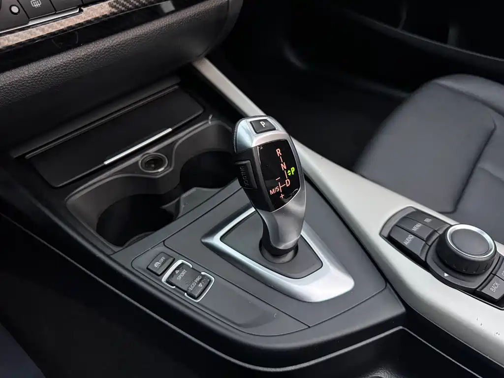 BMW 2 Series (Import) — миниатюра 17