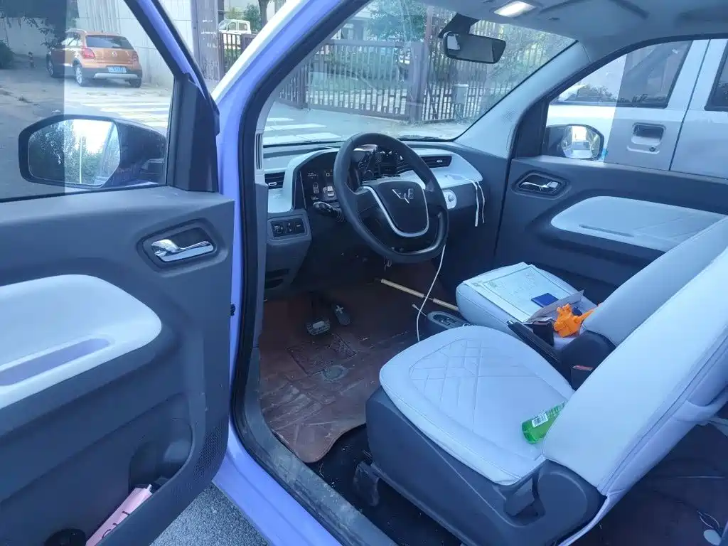 Wuling MINIEV — миниатюра 12