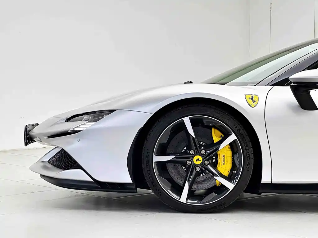Ferrari SF90 — миниатюра 7