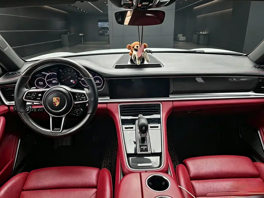 Porsche Panamera — миниатюра 4
