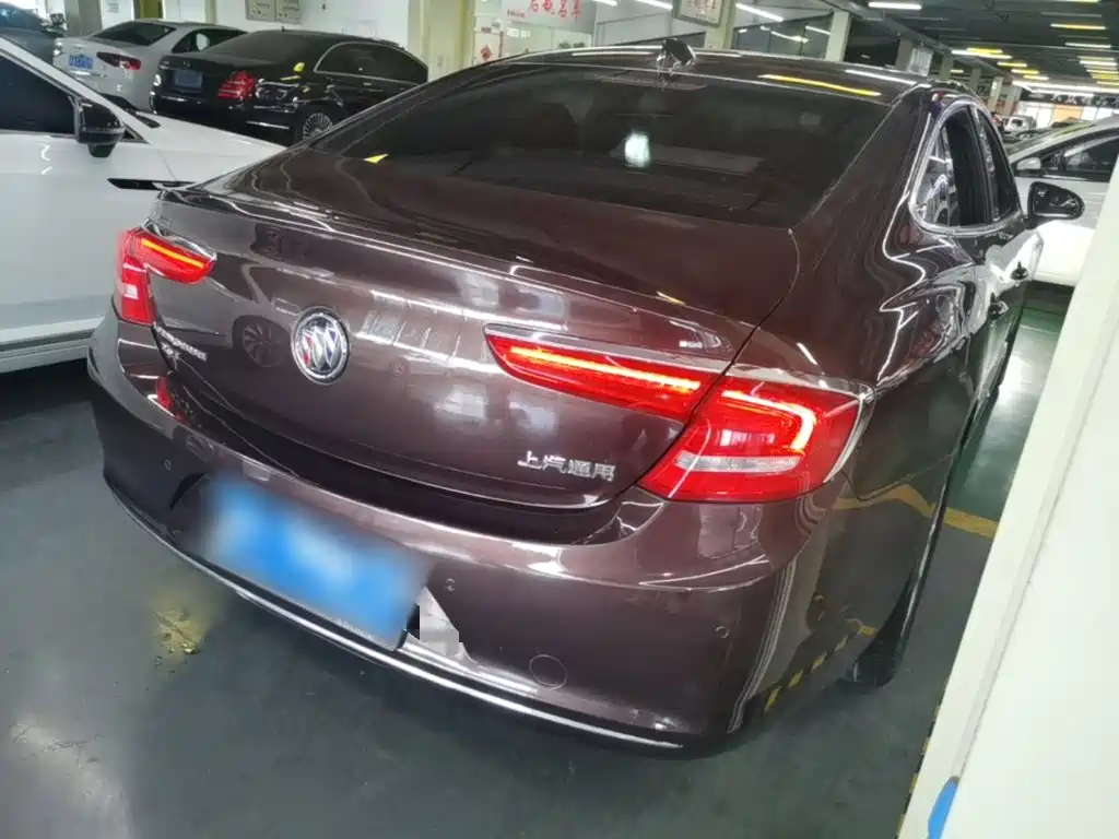 Buick LaCrosse — миниатюра 7