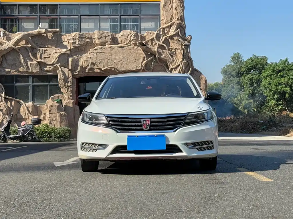 ROEWE I6