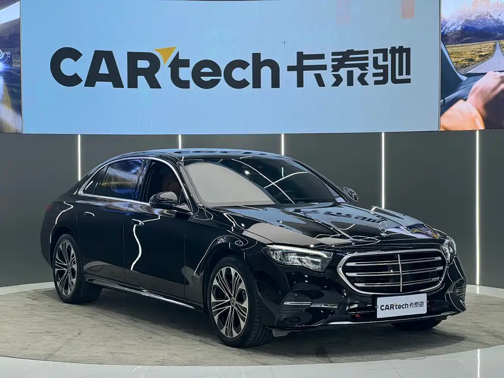 Mercedes-Benz E-Class — миниатюра 3