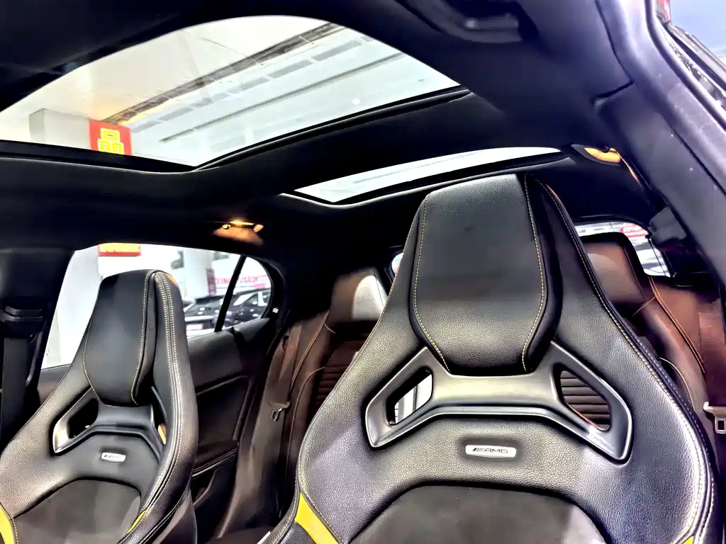 Mercedes-Benz GLA AMG — миниатюра 9