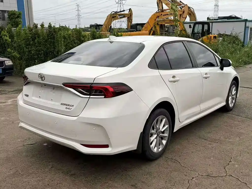 Toyota Corolla — миниатюра 11