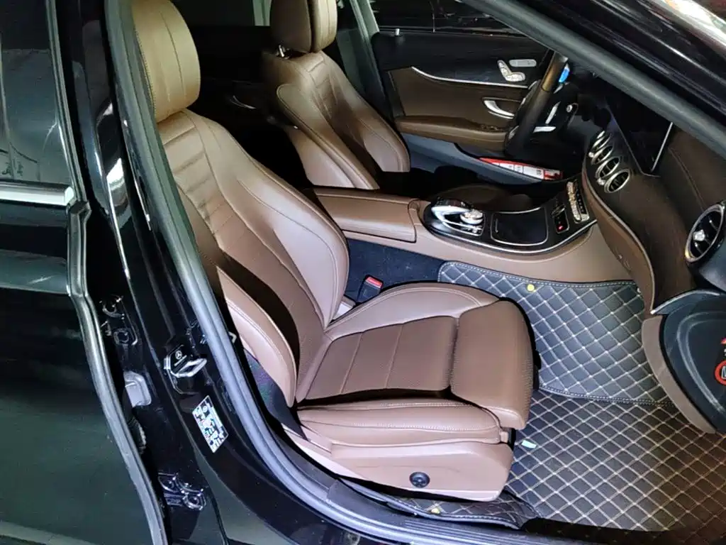 Mercedes-Benz E-Class — миниатюра 20
