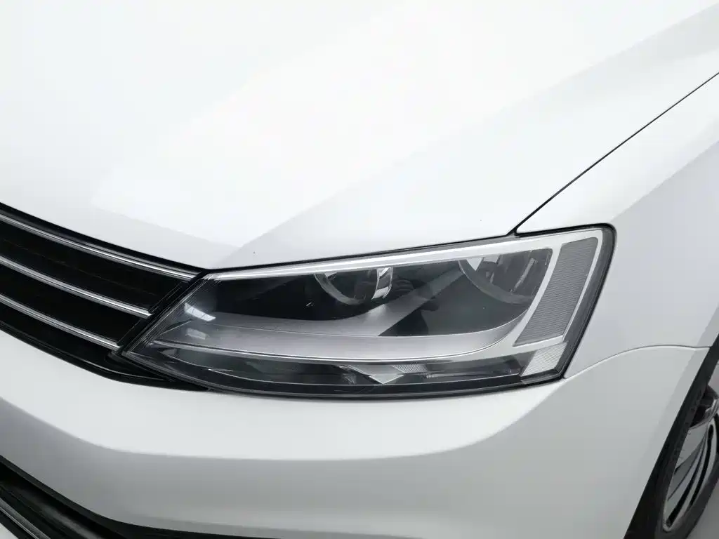 Volkswagen Sagitar — миниатюра 7