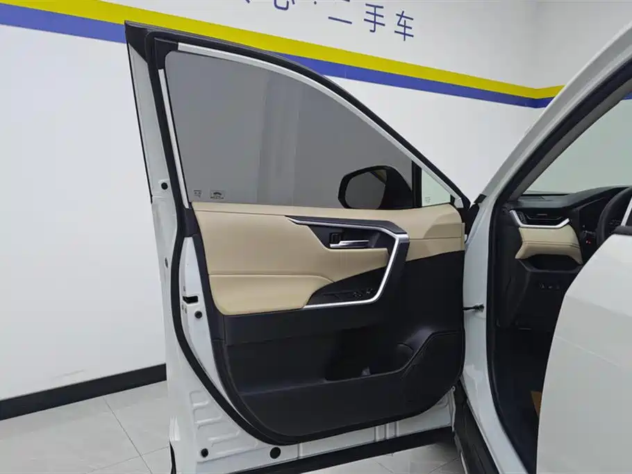 Toyota RAV4 2020 2.0L CVT