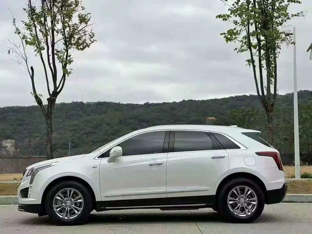 Cadillac XT5 — миниатюра 3