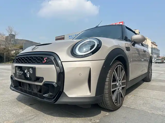 MINI 