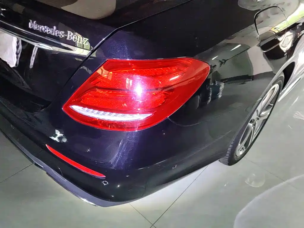 Mercedes-Benz E-Class — миниатюра 24