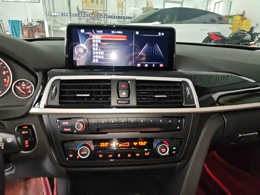 BMW 3 Series — миниатюра 13