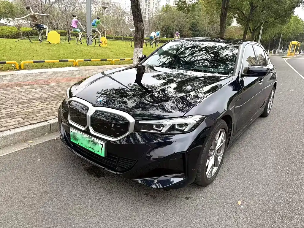 BMW i3 2023