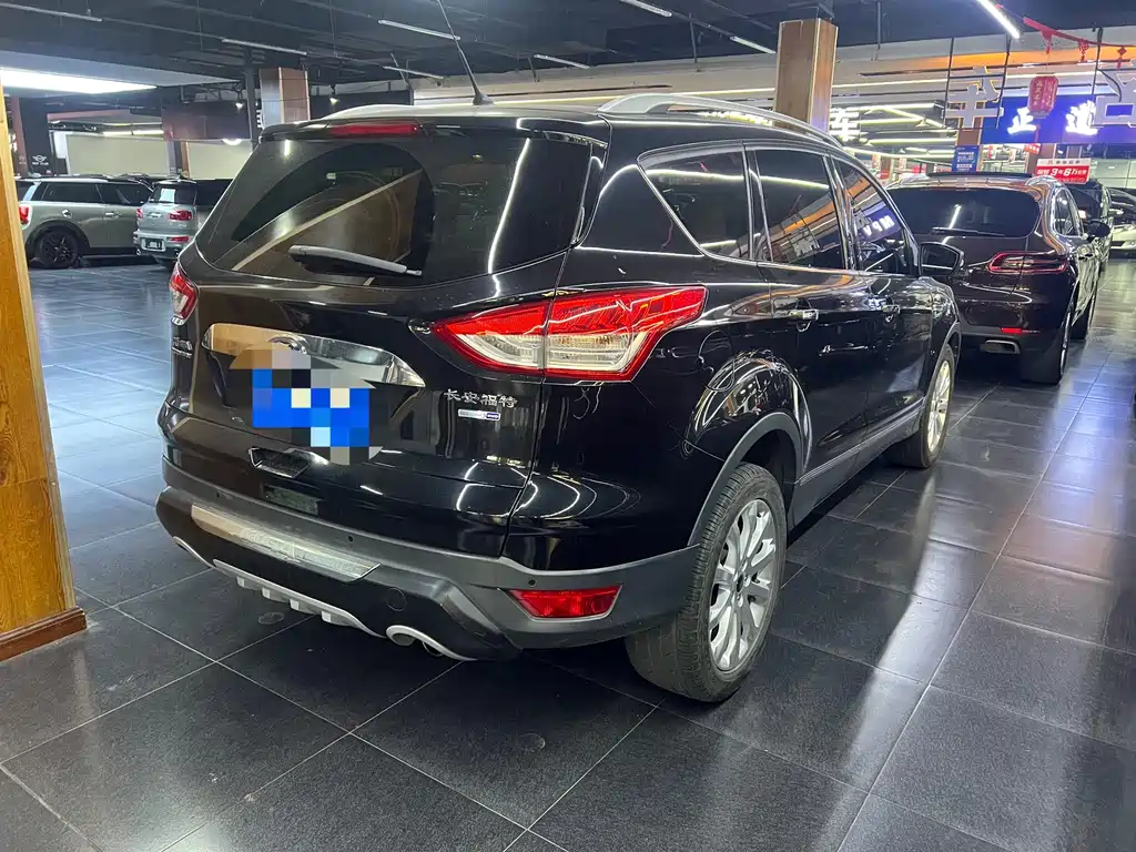 Ford Kuga — миниатюра 4