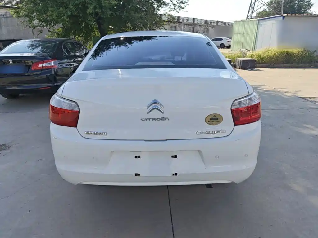 Citroen Elysee — миниатюра 6