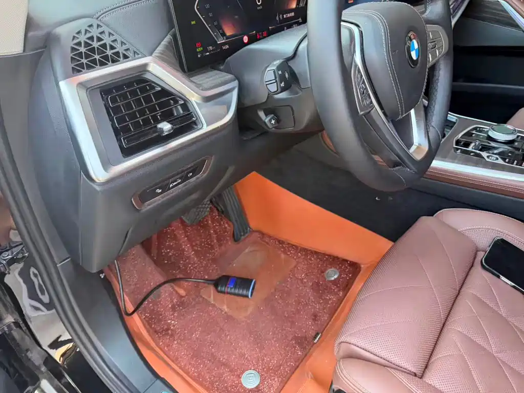 BMW X7 — миниатюра 6